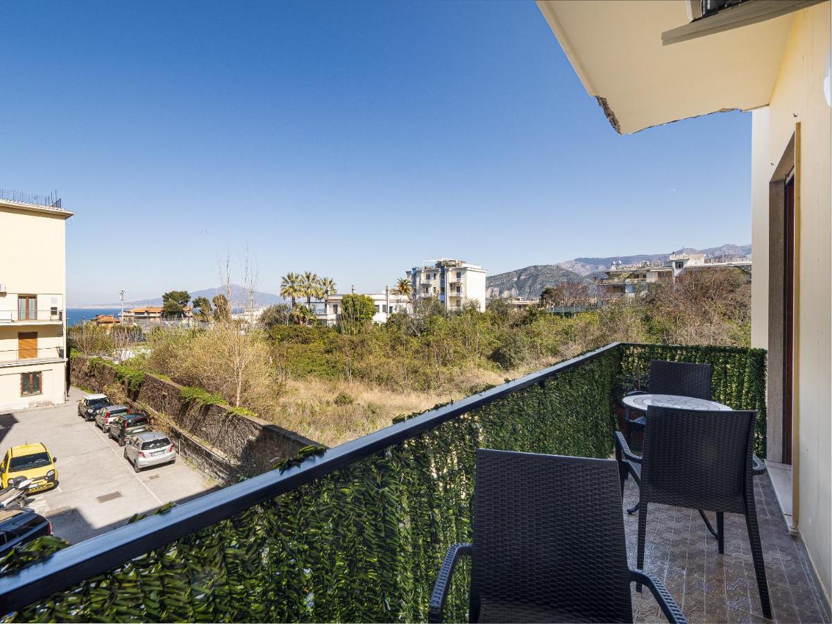 Enea - De Vivo Realty * Sorrente