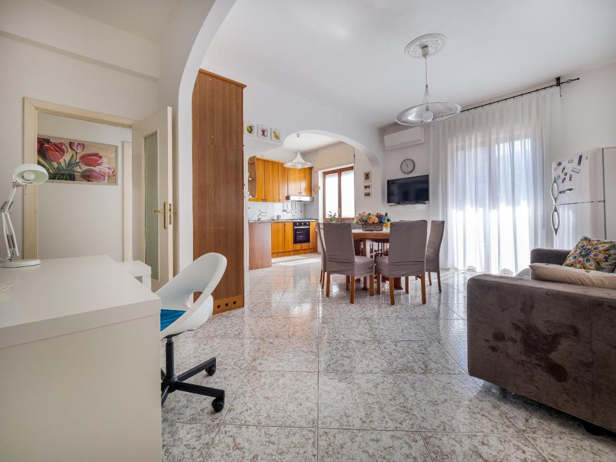 Enea - De Vivo Realty