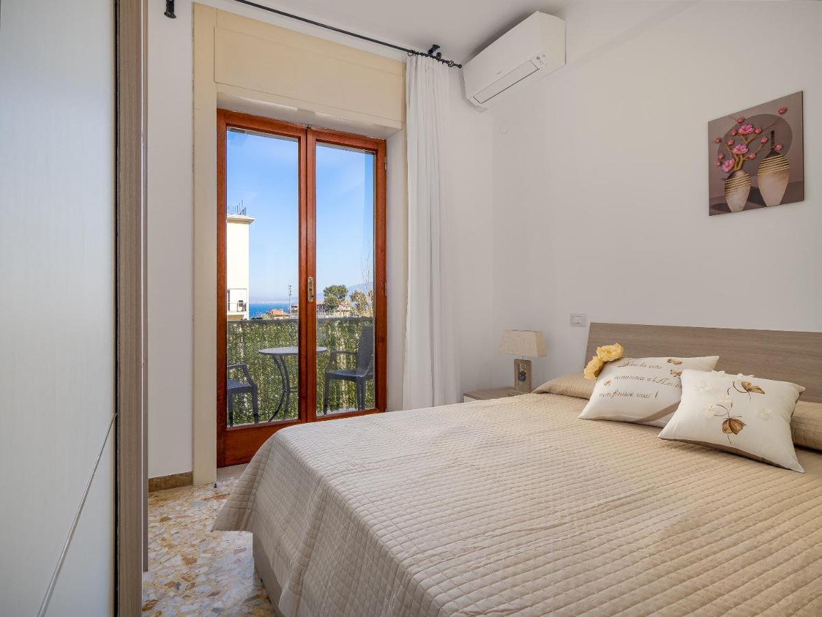 Enea - De Vivo Realty * Sorrento