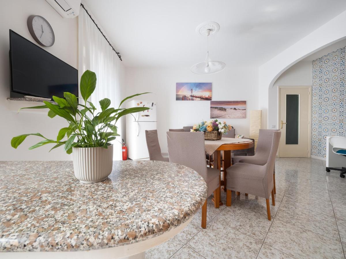 Enea - De Vivo Realty Apartment