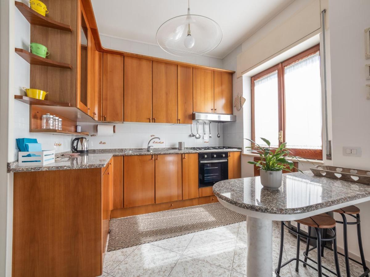 Enea - De Vivo Realty
